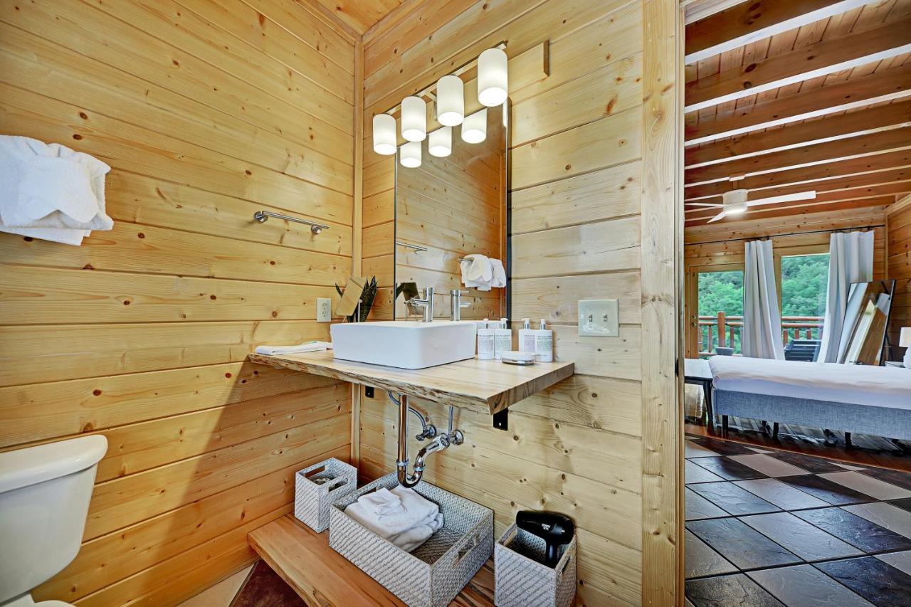 Gorgeous Large Mountain View Cabin W Hot Tub, Free Wifi, Games Vila Sevierville Exterior foto